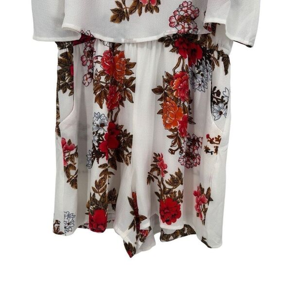 Umgee Sleeveless Open Back Floral Romper White/Multi Size Medium NWT - Picture 6 of 15